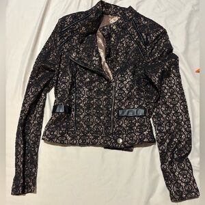 Elegant Black Lace Women's Jacket